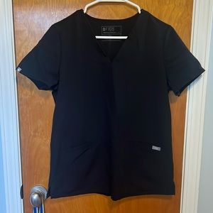Figs Casma 3 Pocket Scrub Top Black Size Small